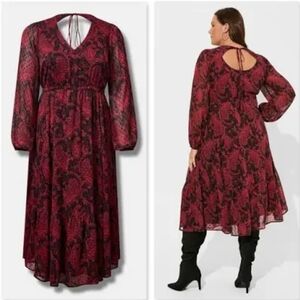 ***Torrid dress red/black long sleeves size 1 (1XL)  14/16 ***